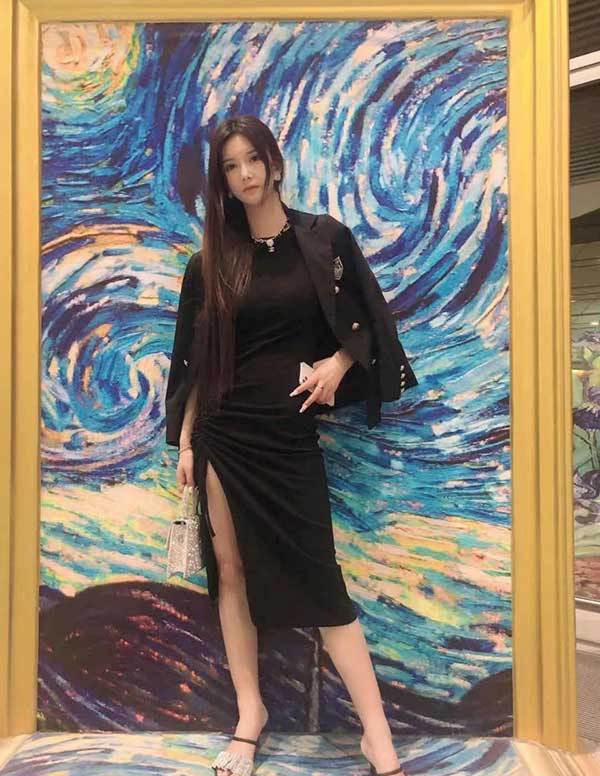 迪拜外围模特经纪人